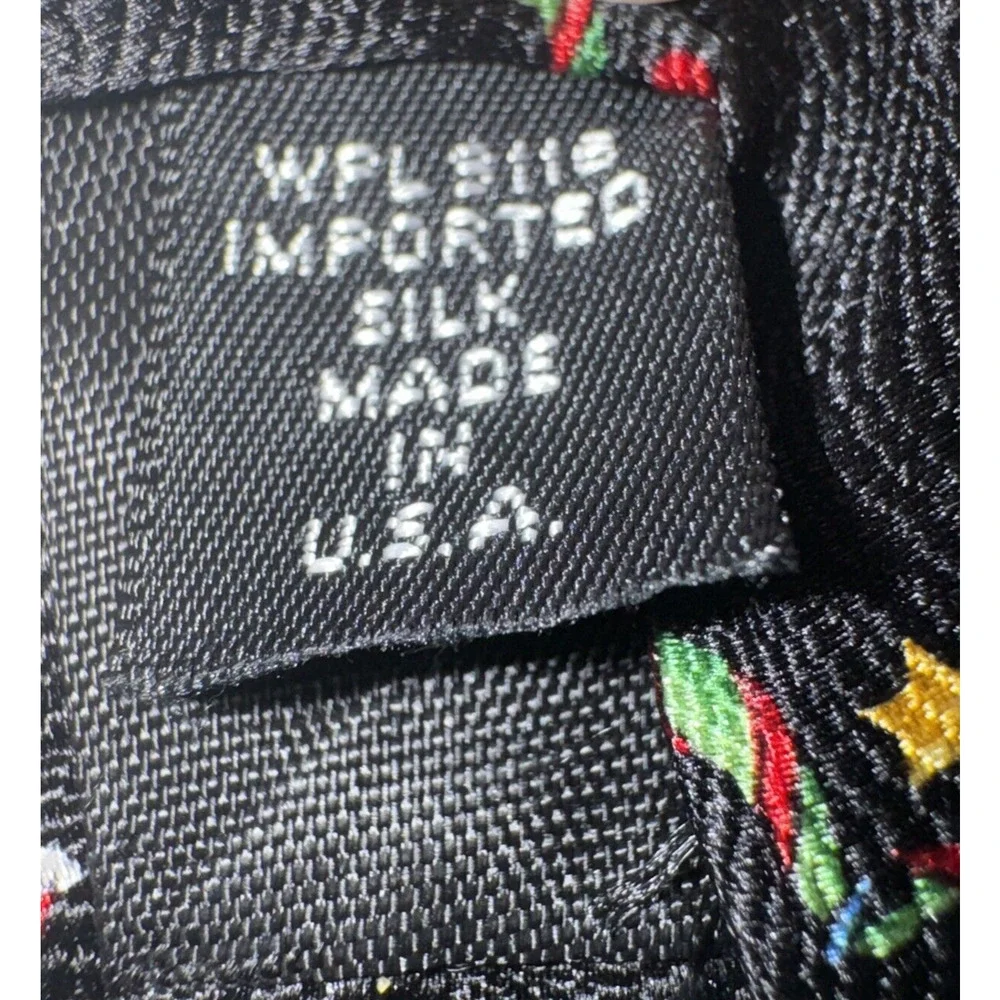 Jos. A. Bank Christmas Necktie Santa Decorating Tree Black 100% Silk Made in USA